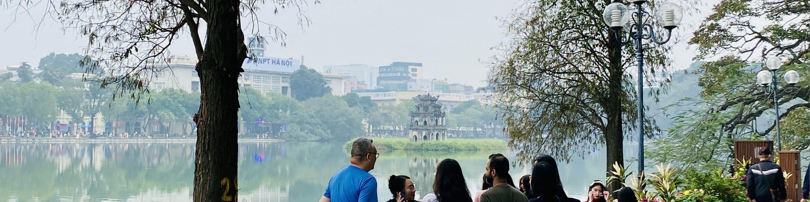還劍湖