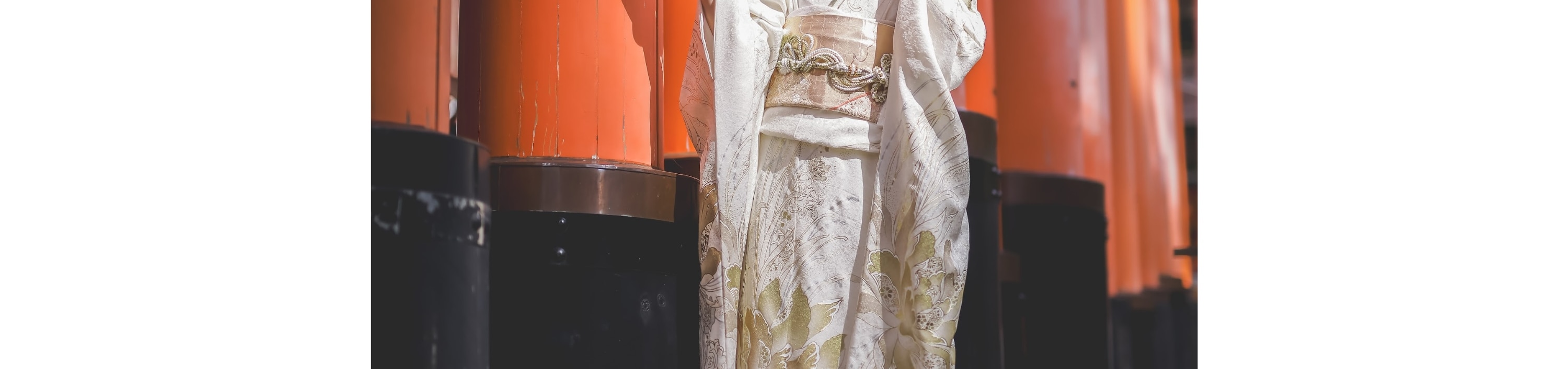 Kyoto Aiwafuku Fushimi Inari Store: Explore the Senbon Torii, Kimono Rental + Japanese-style Hair Set with Makeup and Photo Shoot available as optional extras (Aiwafuku Fushimi Inari Store) - Thumbnail 13