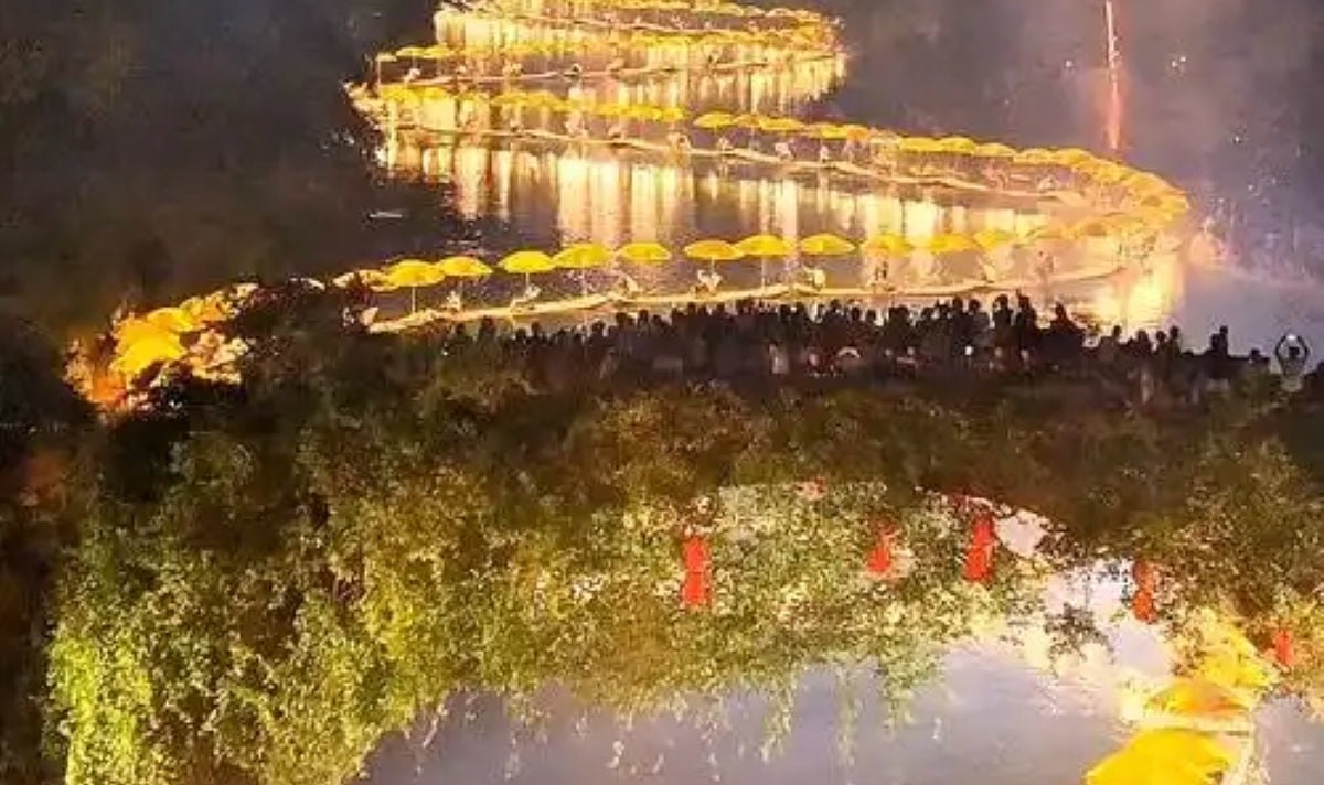 桂林陽朔遇龍河 |  金龍橋金龍巡遊