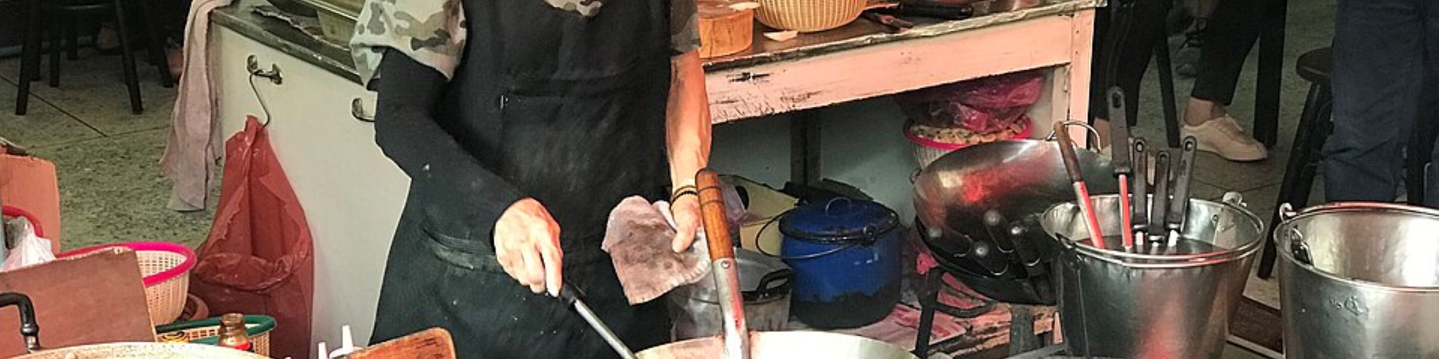Bangkok Jay Fai Michelin-stared Restaurant Skip the Line Reservation - Thumbnail 13