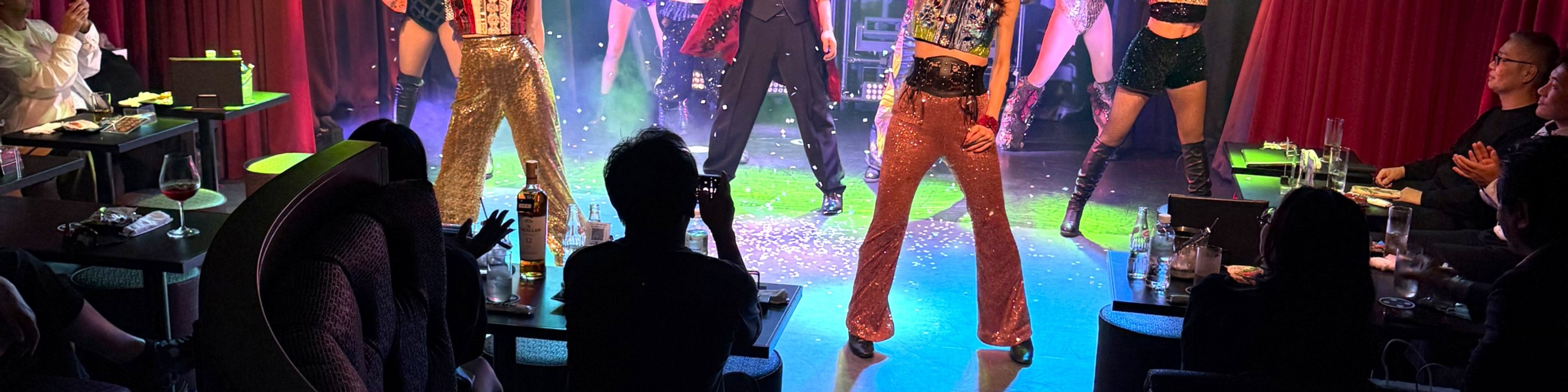 Tokyo: Illusion Magic & Dance Show Experience with Drink - Thumbnail 3