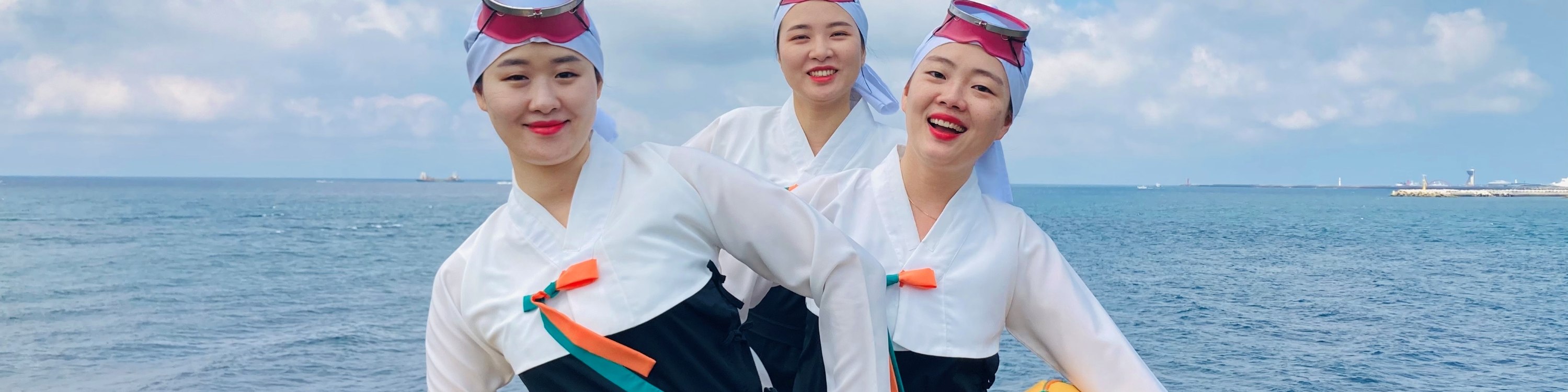 現在，在濟州體驗傳統海女服飾是必做之事。
