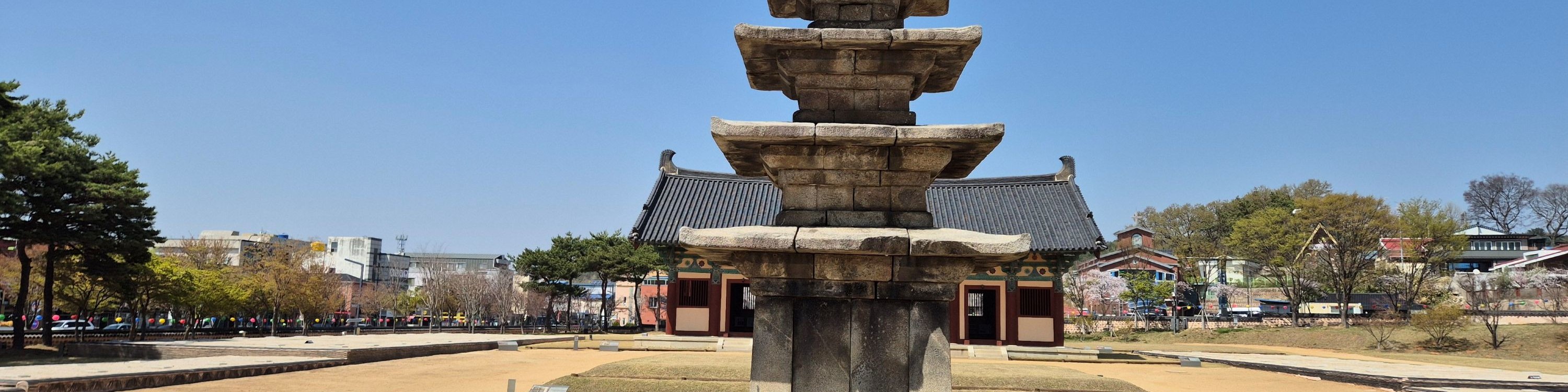 Feel  the spirit of Baekje kingdom and see the beautiful culture