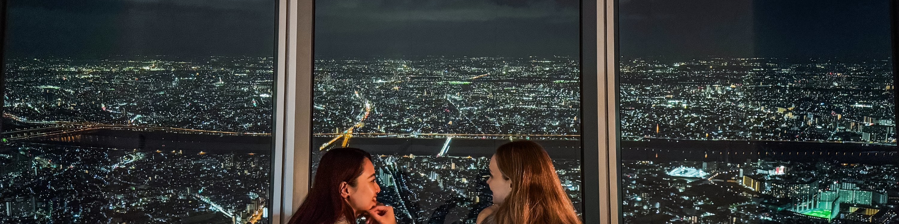 在難忘的夜景中結束您的旅程 在難忘的夜景中結束您的旅程