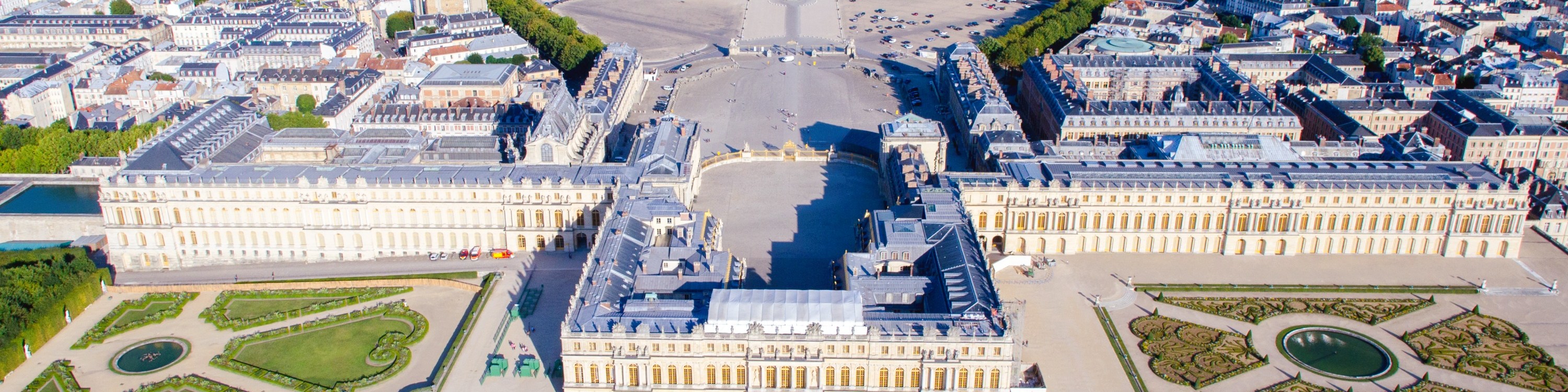 [Chinese driver/tour guide] One-day tour of Versailles Palace + Monet Garden + Van Gogh's former residence/Chantilly Castle in Paris, France