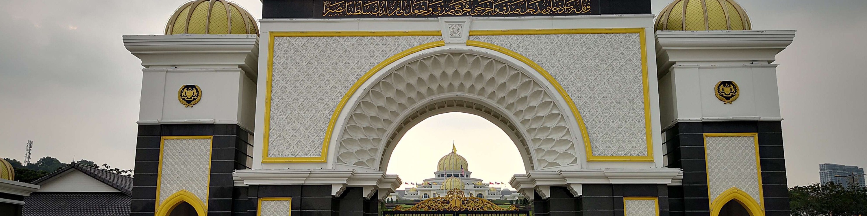 Private Car Charter in Kuala Lumpur (EN/CN speaking driver) 