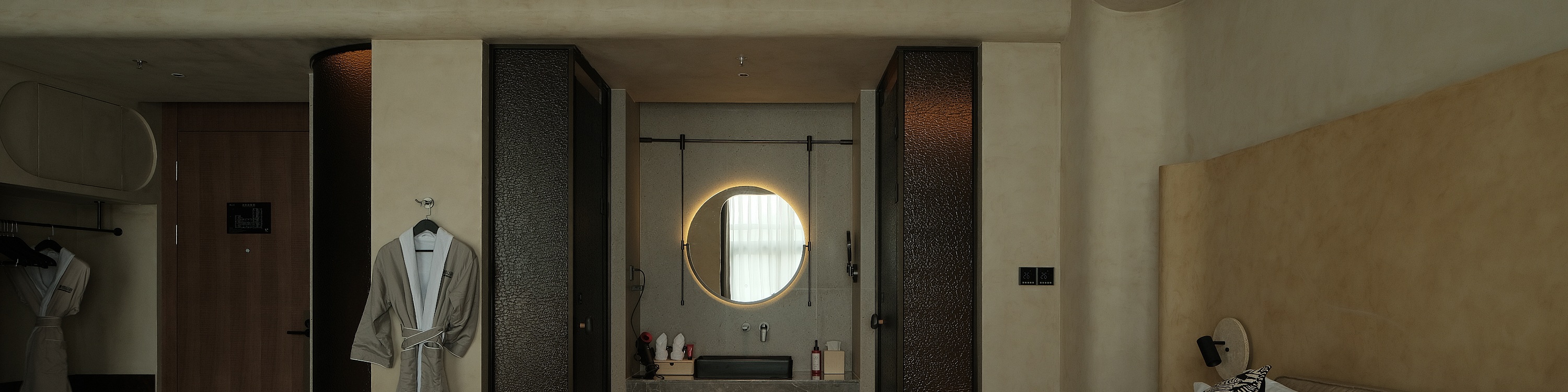 Ruoshui·Sea View Bathtub King Room