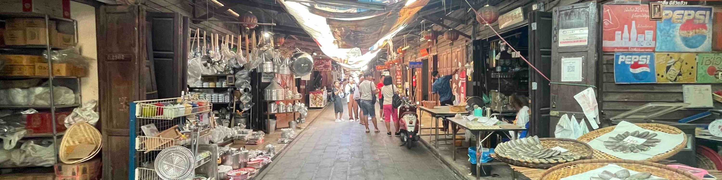 水牛城 & 天體之城 & 招財貓寺廟和市場一日遊