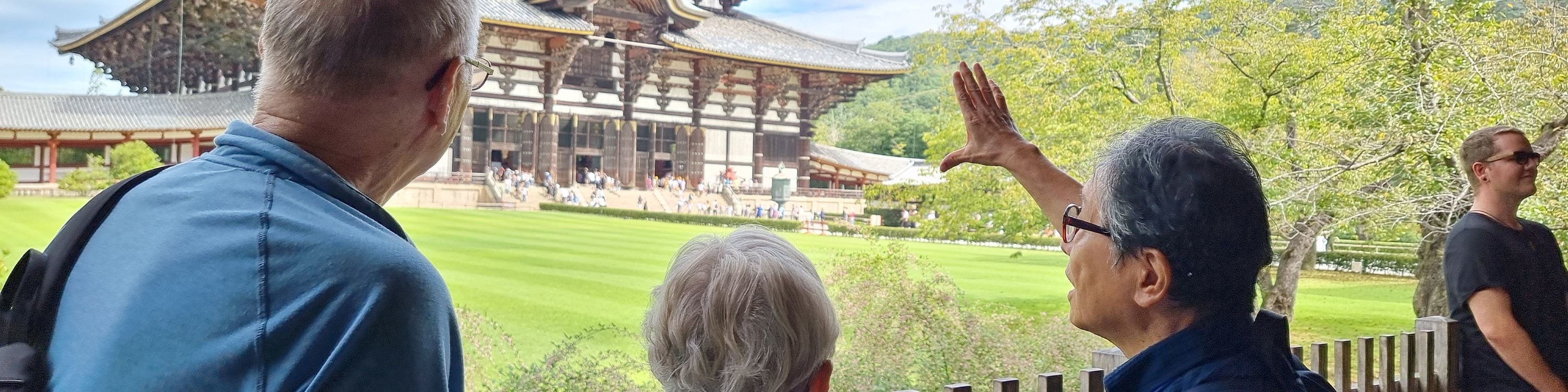 Nara World Heritage PRIVATE TOUR（Autumn leaf season）