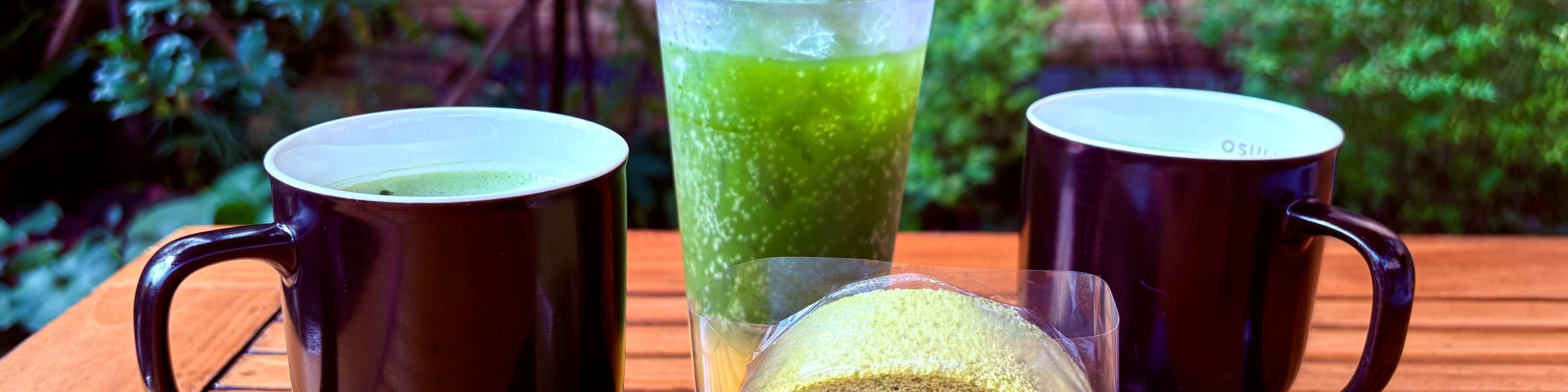 在O'Sulloc或Innisfree Café以大自然為靈感的室內空間，享用抹茶拿鐵或抹茶冰淇淋，享受完美的治癒時刻。