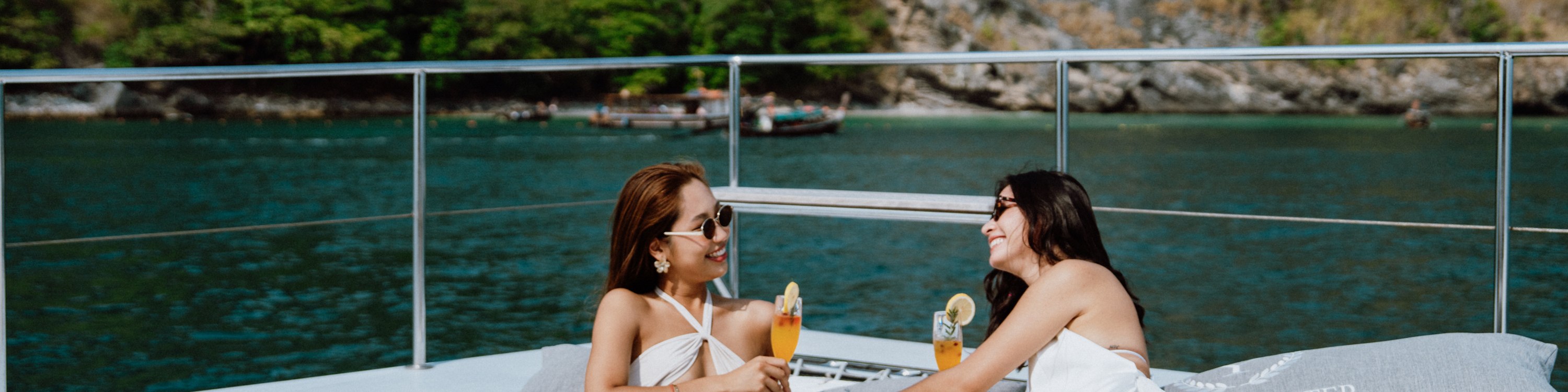 普吉島：乘坐豪華遊艇前往007島