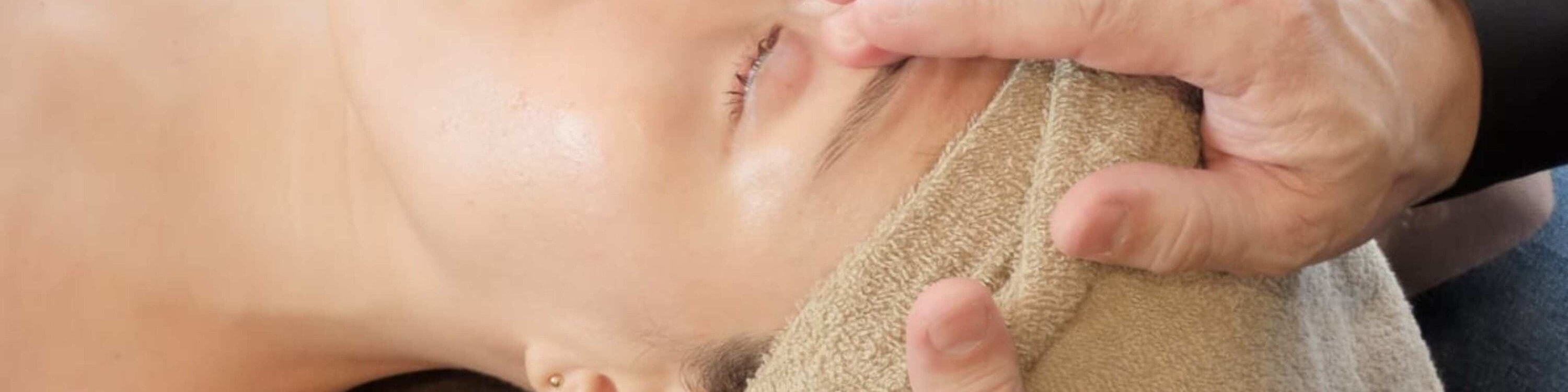 [Un Giorno Felice Omotesando Store] Massage & Deep Facial Treatments