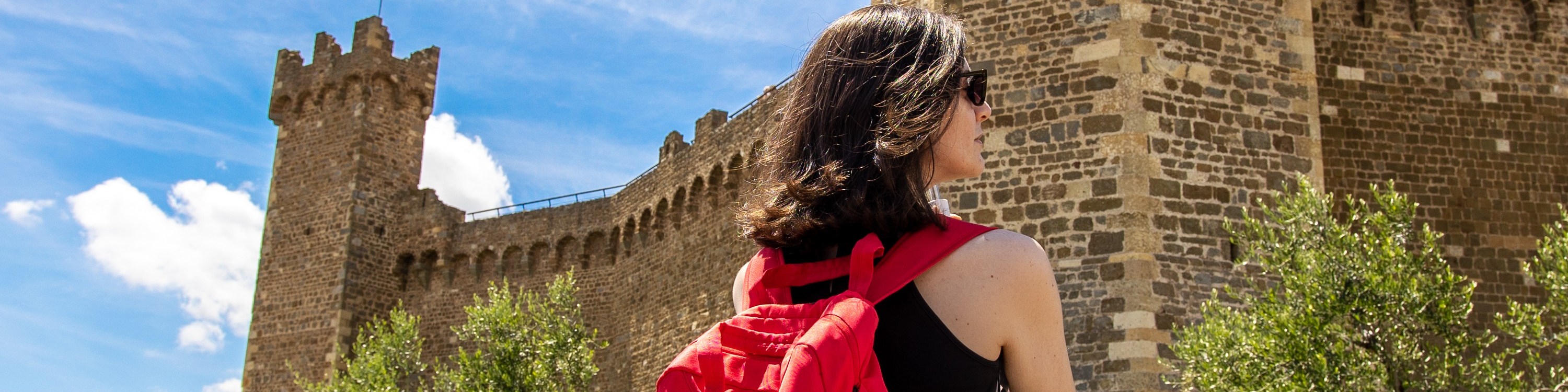 Listen to your guide as they share fascinating stories of Tuscany's history and traditions