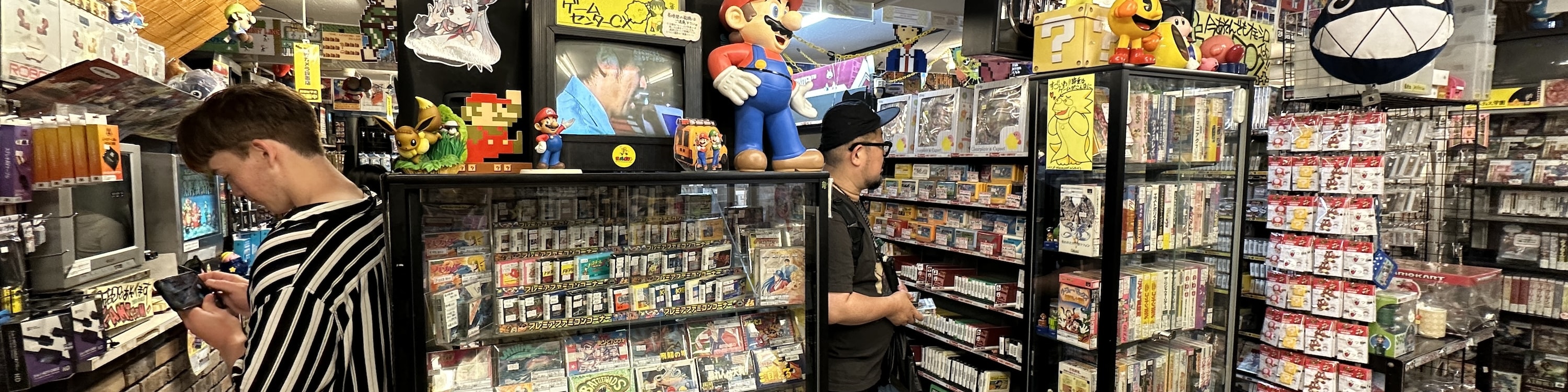 Private Akihabara Retro Tokyo Anime Game Maid Cafe Tour w/ pickup