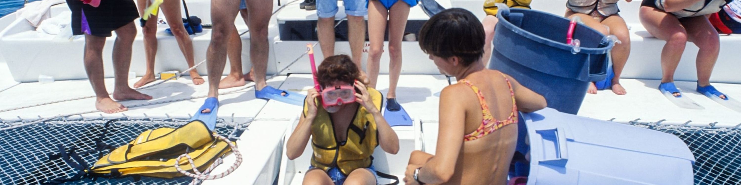 Sip on unlimited draft beer, margaritas, and cocktails during the afternoon sail