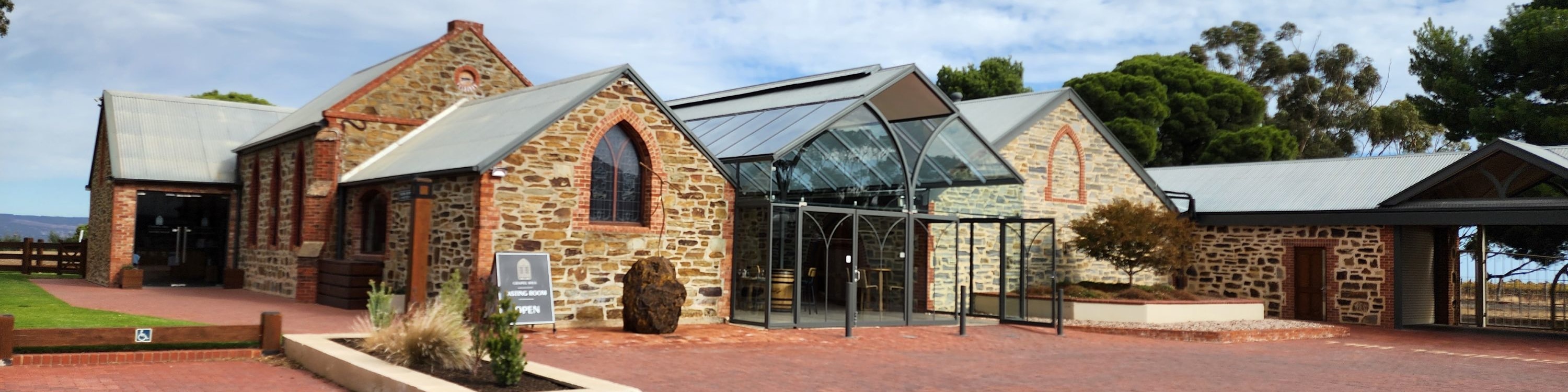 McLaren Vale All-Inclusive Wine Adventure: Tastings & Lunch