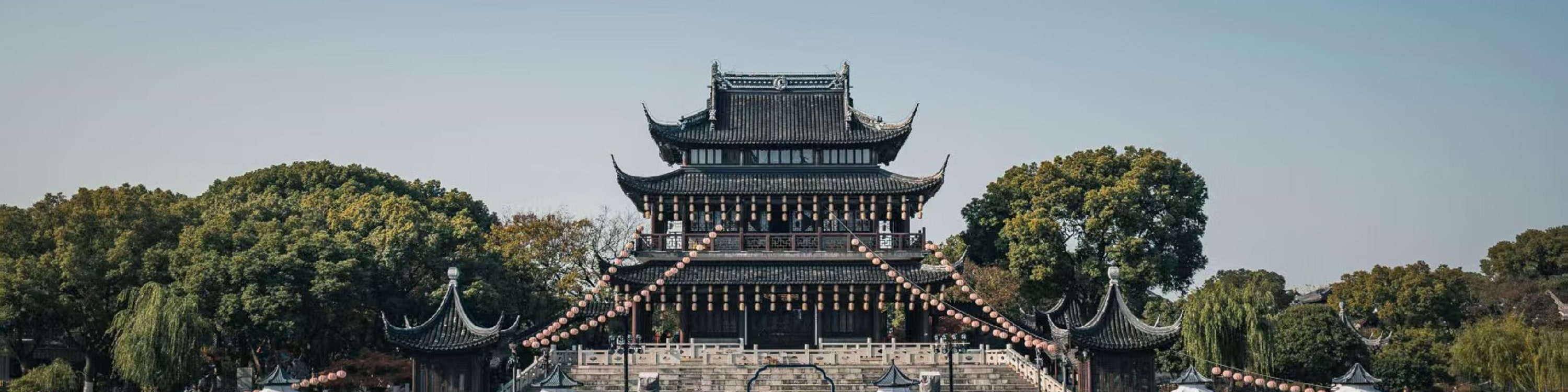 Panmen has the reputation of "the majesty of the Great Wall in the north and the beauty of Panmen in the south".