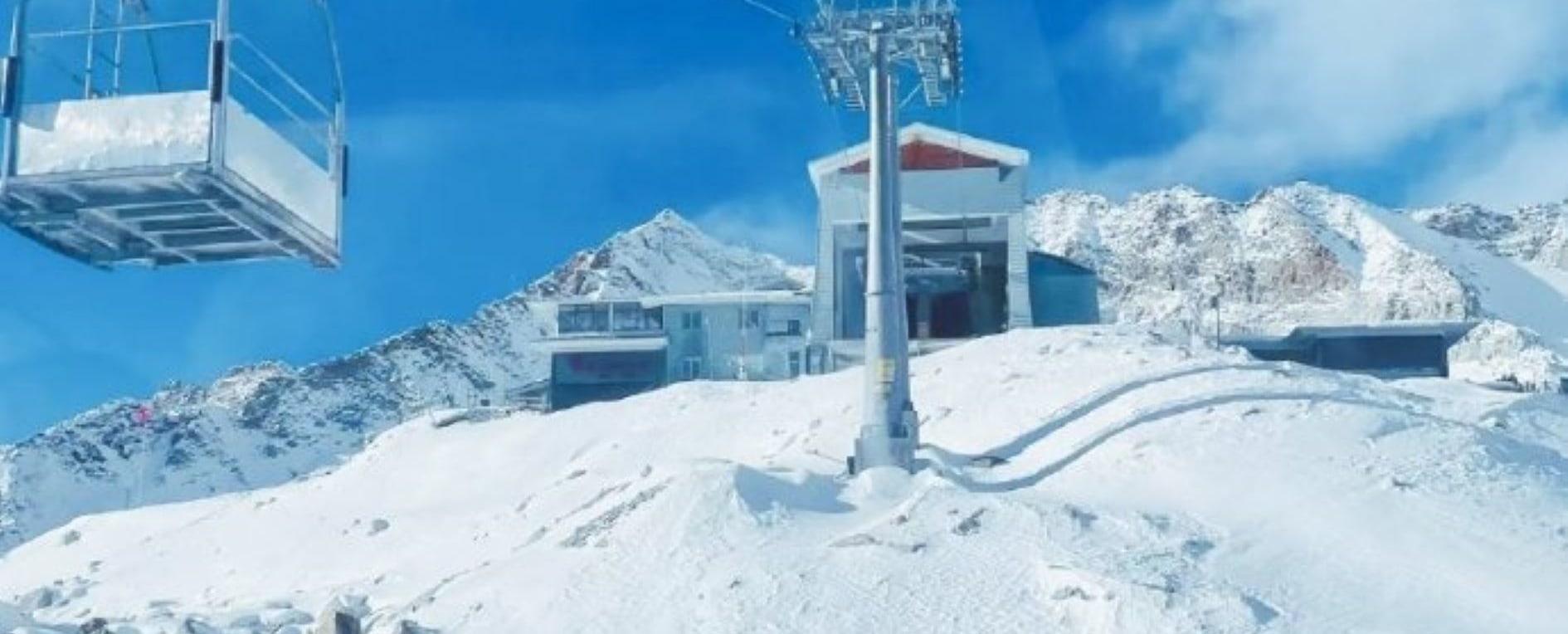 四川畢棚溝&達古冰川2 日純玩（冰雪瀑布+現代冰川+雪景湖泊+特色美食西羌農家宴、石板燒+贈送精修旅拍照+成都往返）