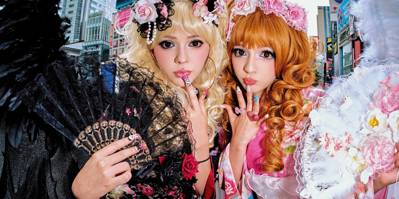 Tokyo: ppのGal Club Kimono Gal Makeover & Photoshoot in Shibuya - Thumbnail 14