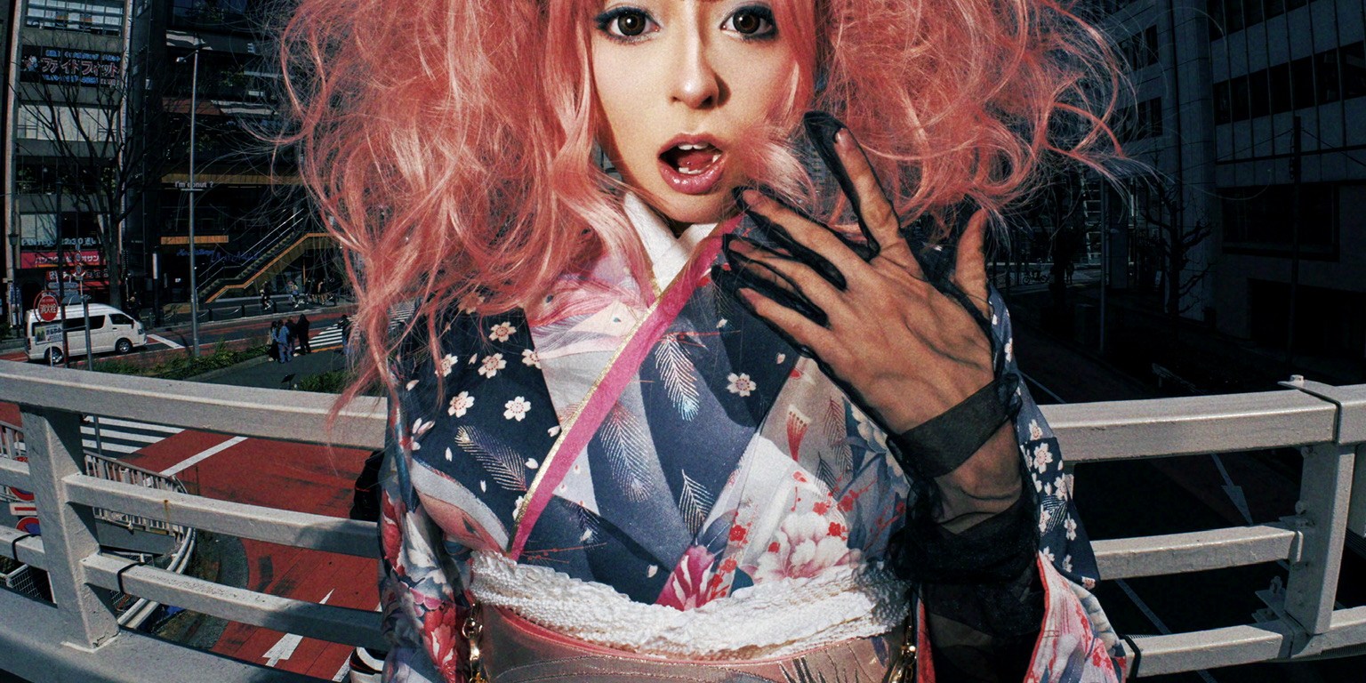 Tokyo: ppのGal Club Kimono Gal Makeover & Photoshoot in Shibuya - Thumbnail 22