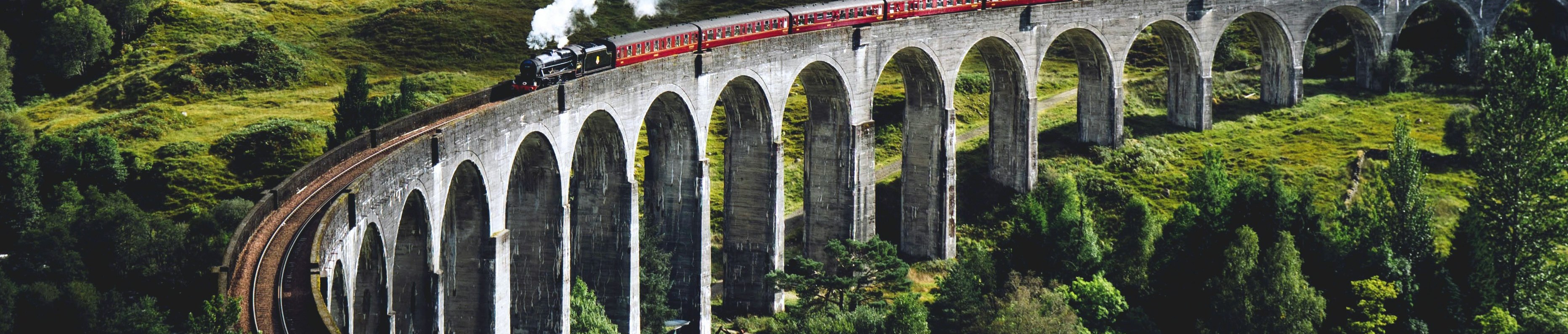 格倫南芬高架橋-哈利波特蒸汽小火車