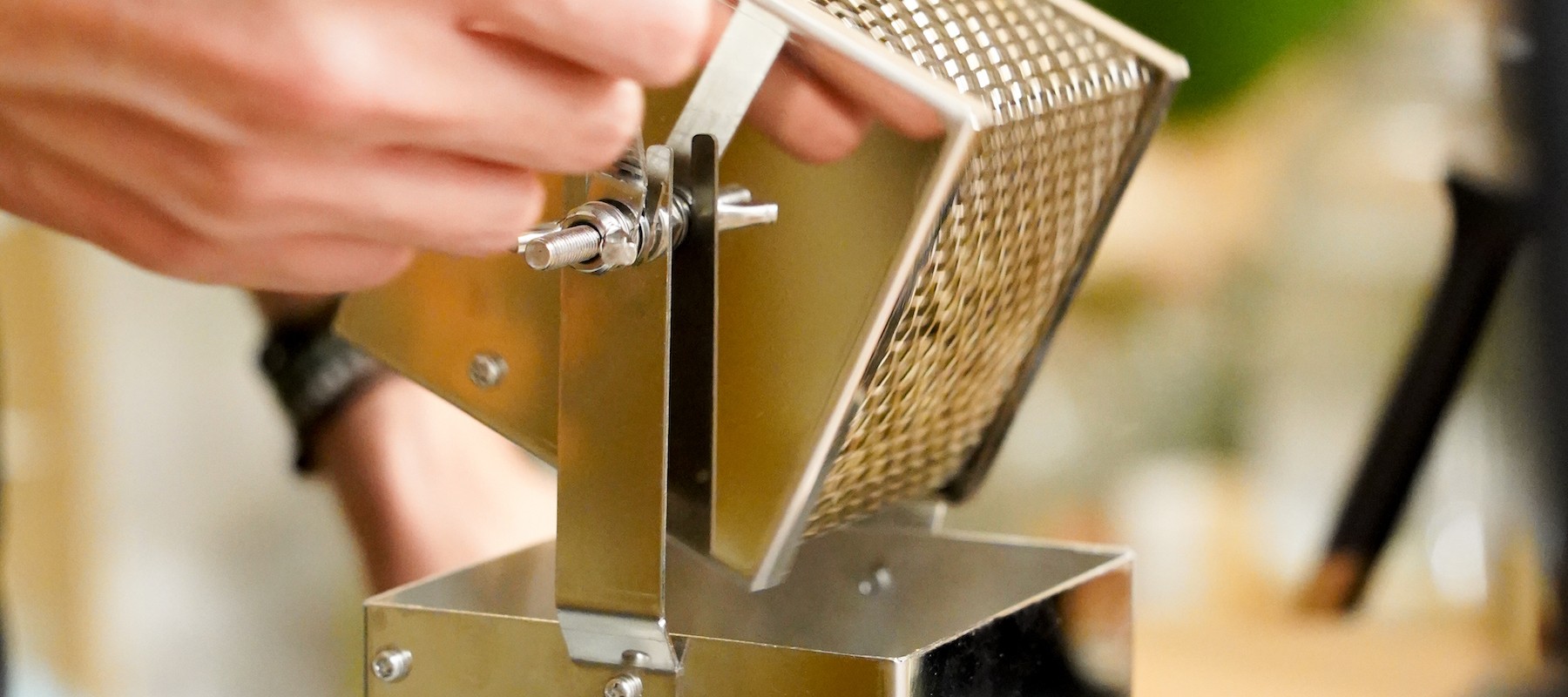 Specialty Coffee Roasting and Hand-Pour Experience Class