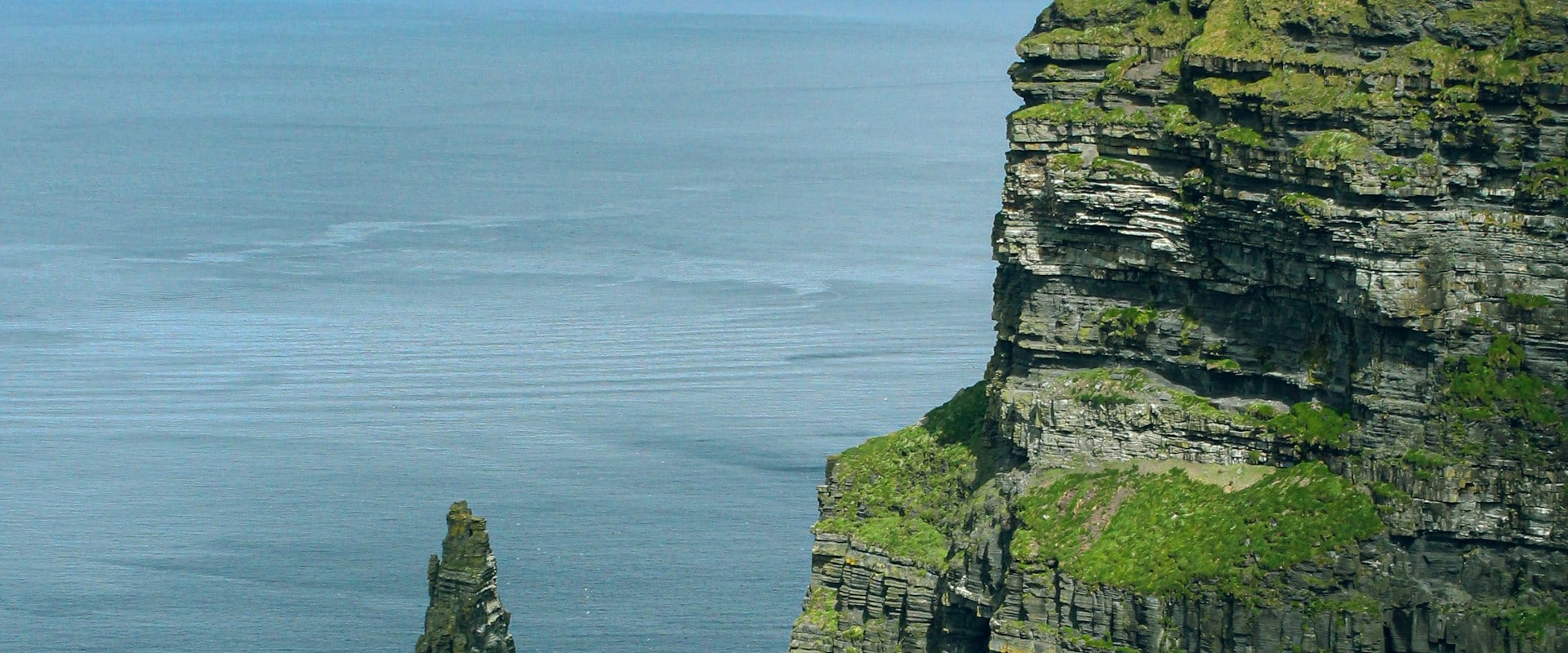 Cliffs of Moher and the Burren Park West Bank Scenic Day Tour from Ireland | Dublin Departure Comfortable Small Group・English Guided Tour