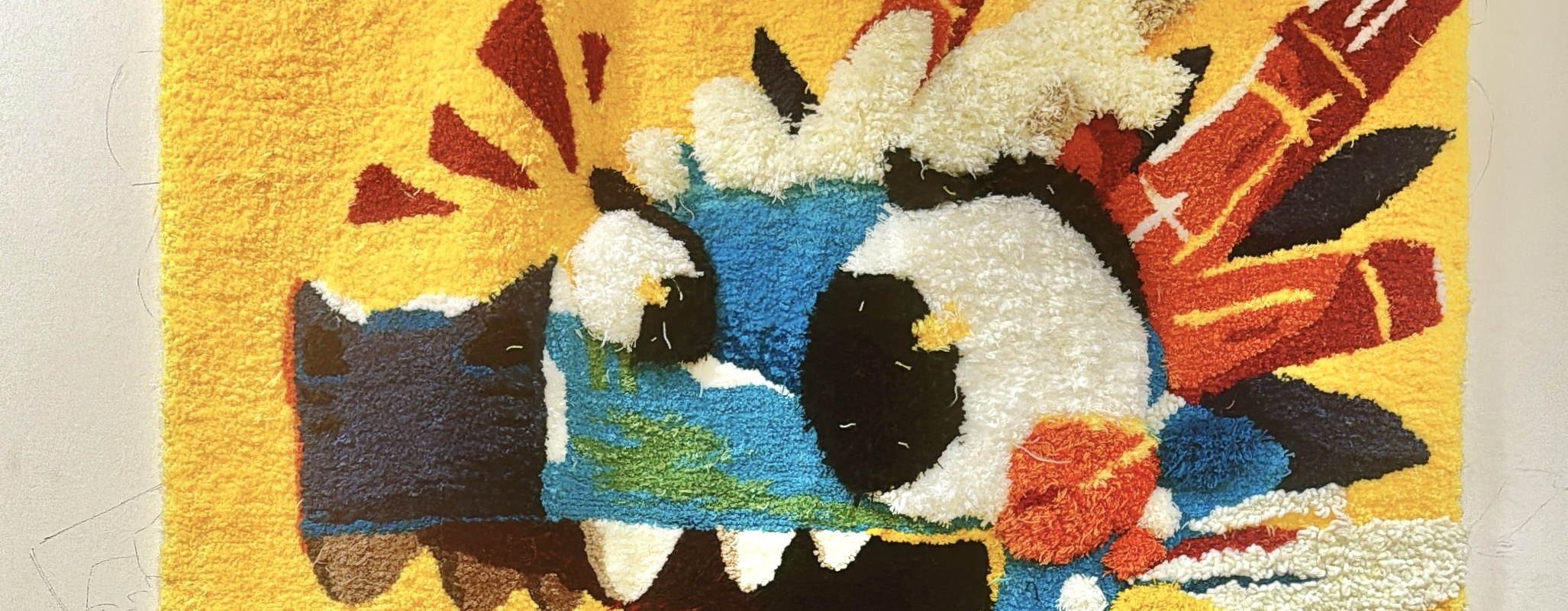 You can make huge tufting up to 1.2X1.8m, time arrangement is flexible.