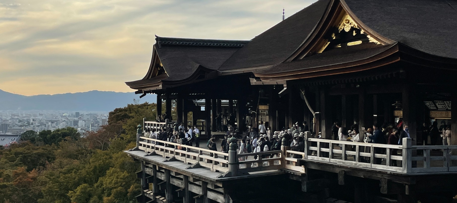 京都一日遊：永恆的地標和隱藏的瑰寶