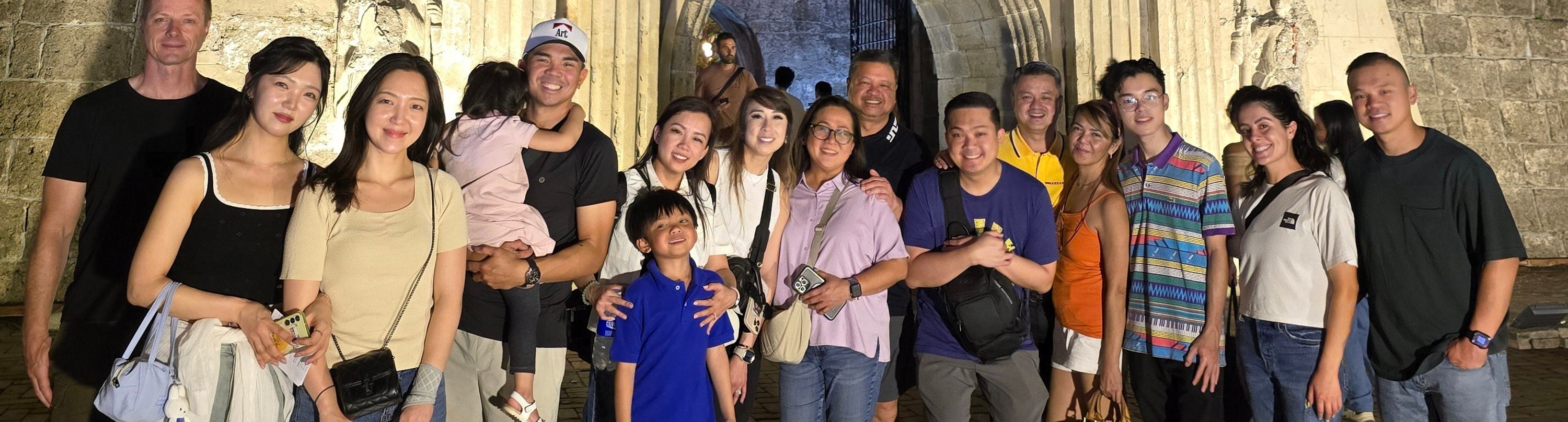 走進聖地牙哥堡 (Fort Santiago)，每一面牆都訴說著歷史故事。