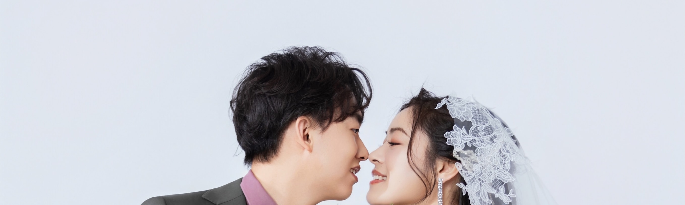 店內室內婚紗照拍攝效果：唯美韓國風