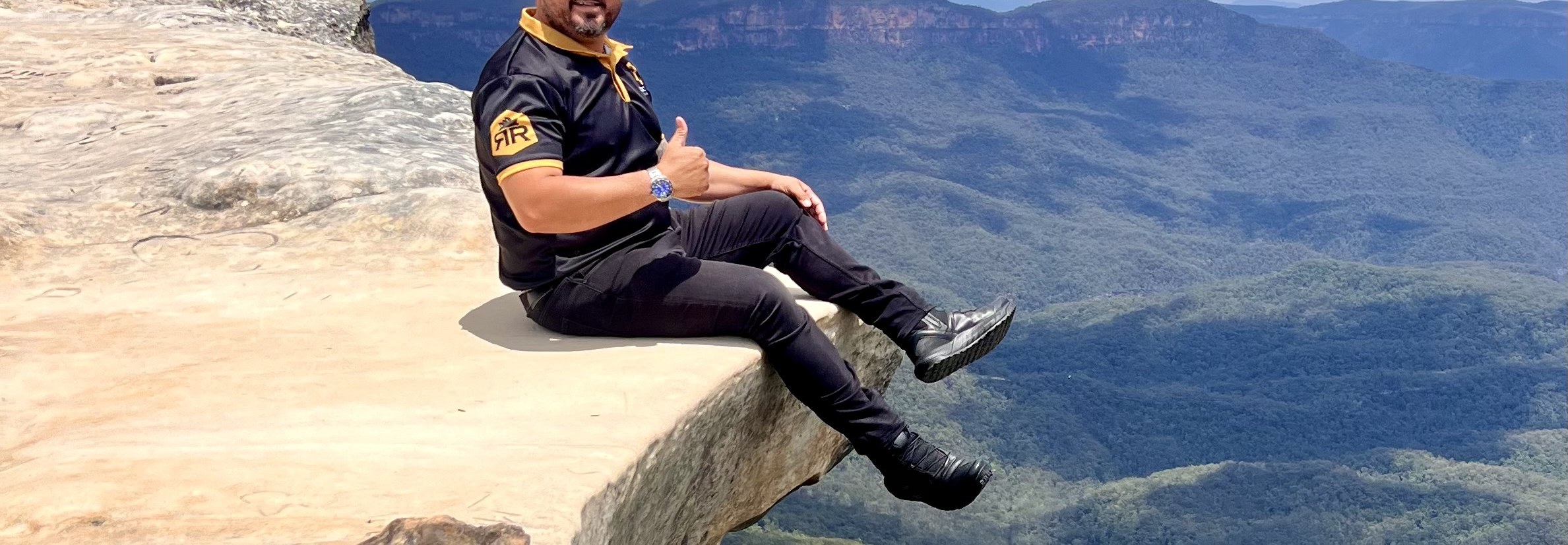 Explore majestic waterfalls and trails on our Blue Mountains Walkthrough