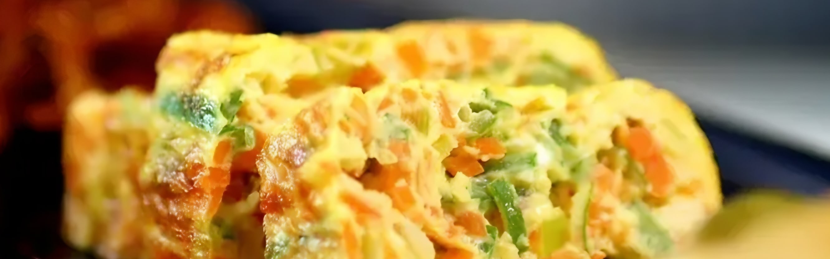 一道簡單的菜餚，用心折疊——就像韓國家庭廚房一樣。