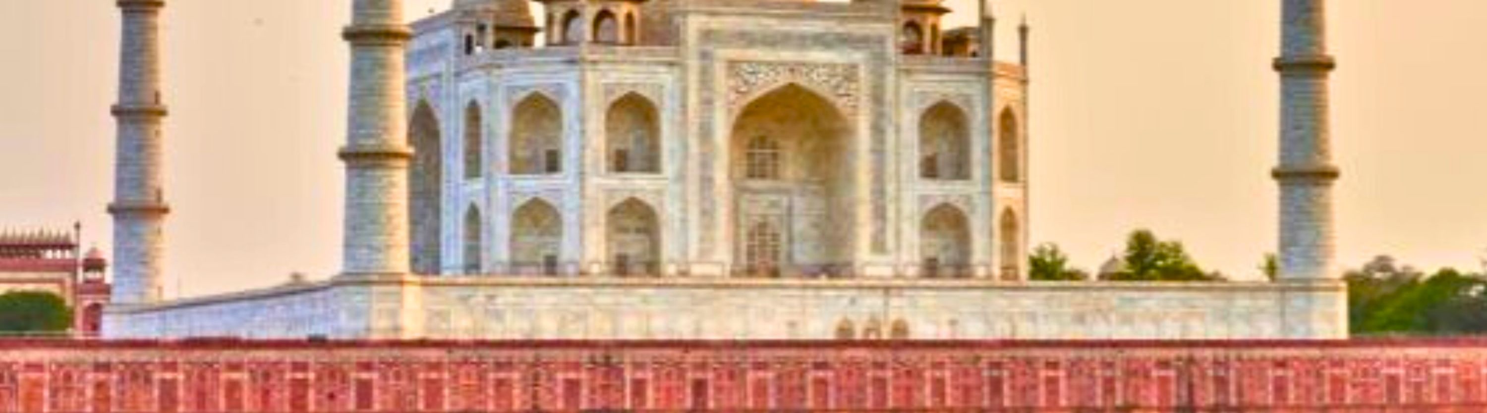 阿格拉 (Agra) 包車往返法塔赫布爾西格里 (Fatehpur Sikri)  私人過夜遊