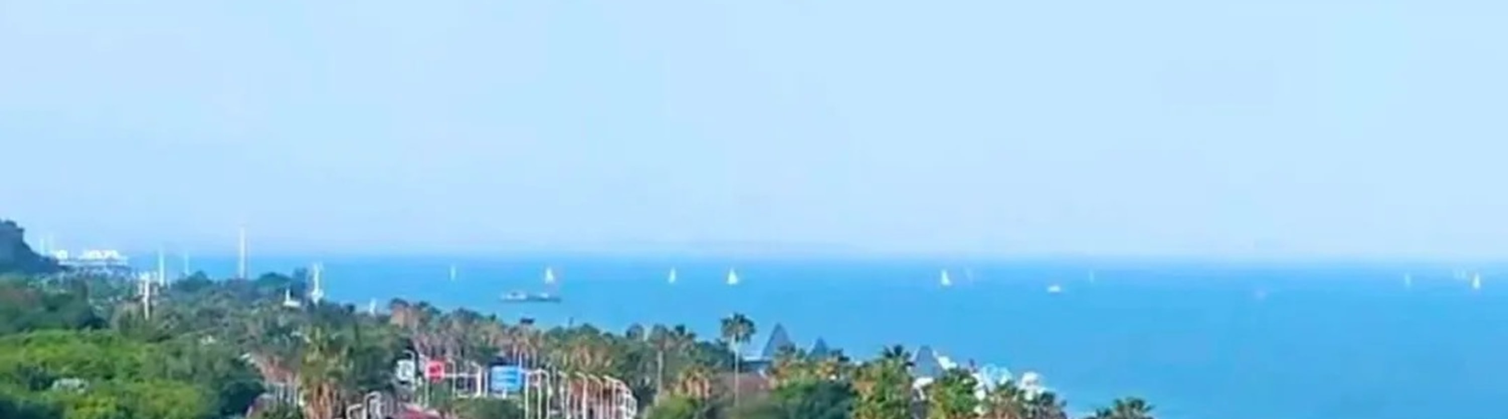 福建泉州&鼓浪嶼5日遊（廈門往返+可選4鑽/5鑽酒店+逛足鼓浪嶼+打卡《千與千尋》&《黑神話悟空》+探秘千年古剎+贈送女士簪花）