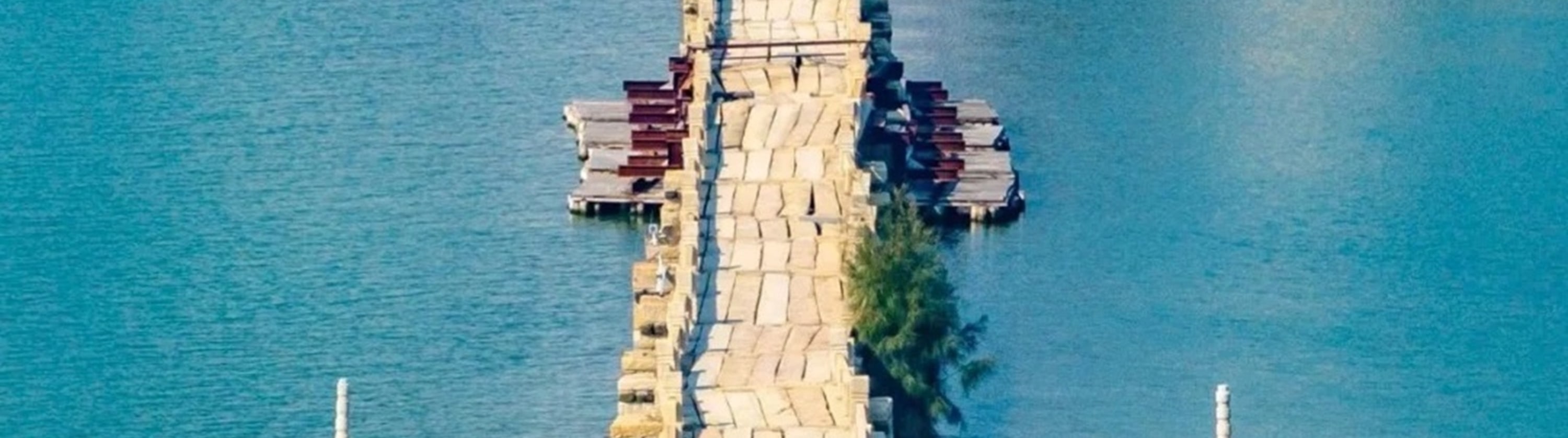 福建泉州蟳埔村&開元寺&洛陽橋1日遊（蟳埔村+開元寺+跨海梁式洛陽橋+《黑神話悟空》取景地+贈送女士簪花項目+探索非遺魅力+廈門往返）