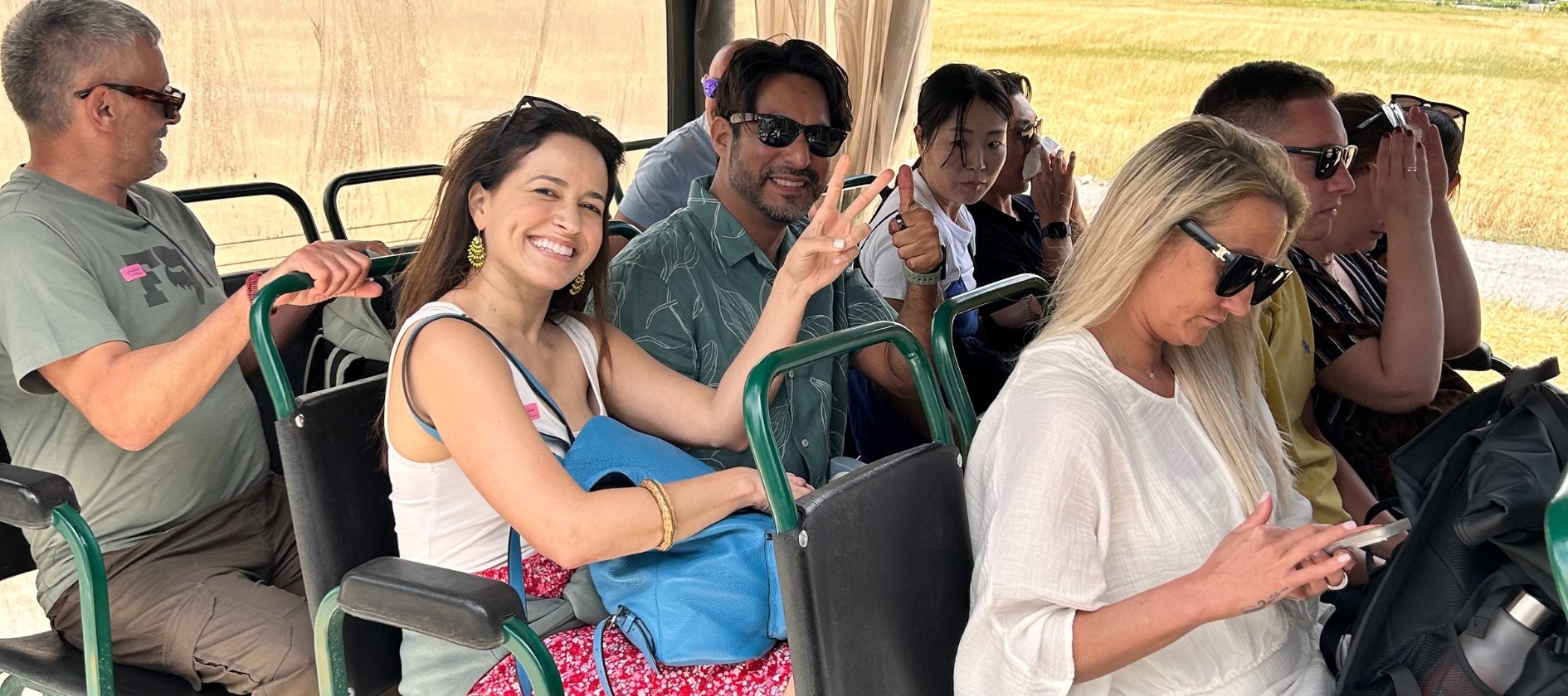 Cape Stellenbosch Wine Tour &Franschhoek (wine Tram Ticket included)