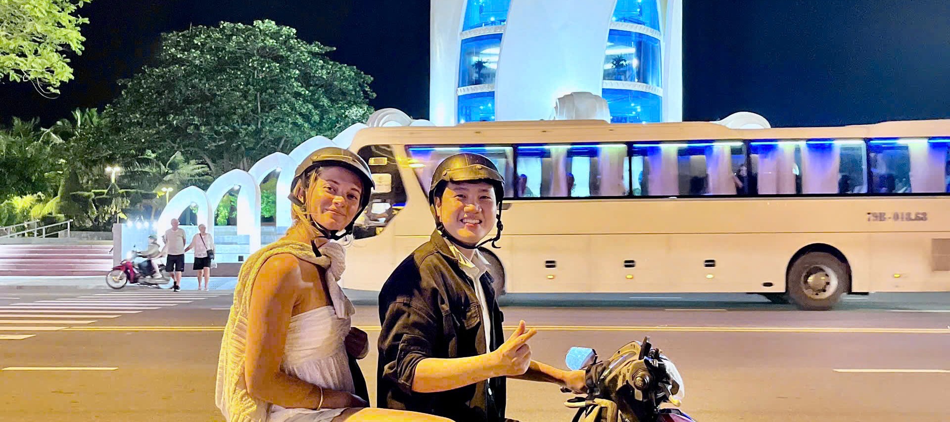 Nha Trang Night Local Food Tasting & Sightseeing Tour by Scooter