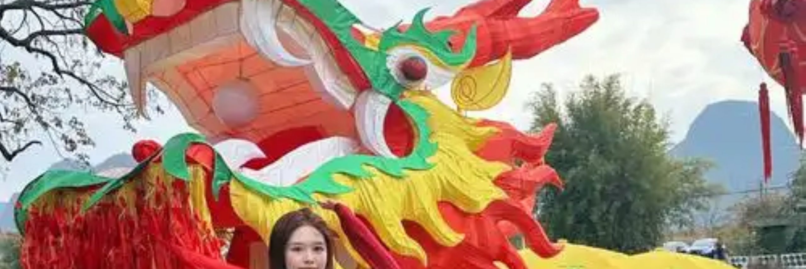 桂林陽朔遇龍河 |  金龍橋金龍巡遊