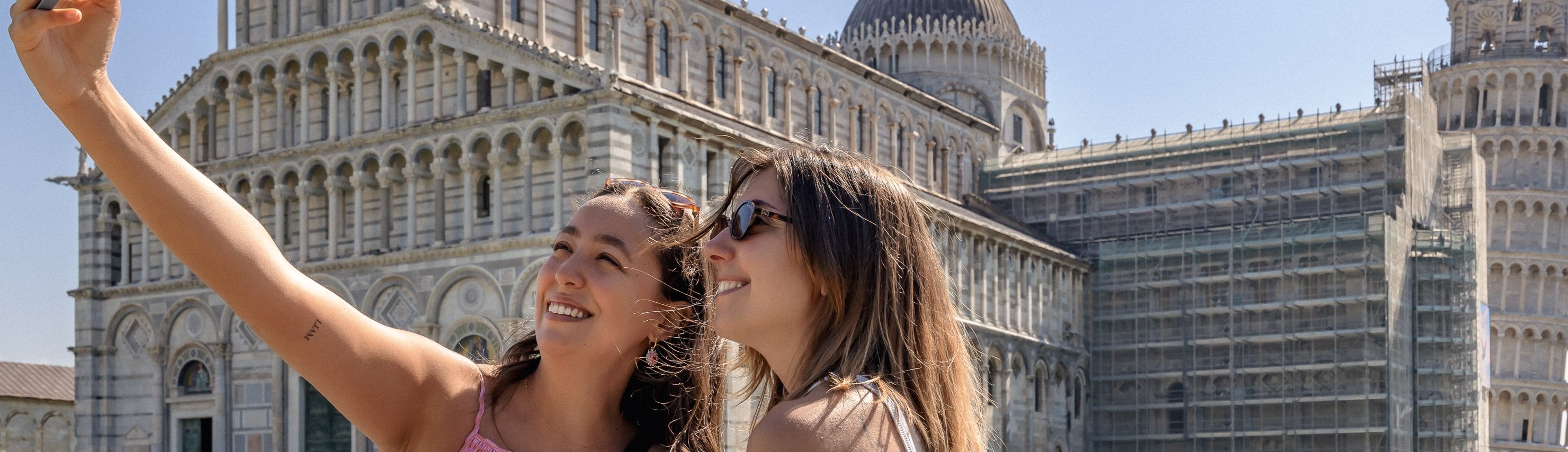 Tuscany Highlights Pisa, San Gimignano, Chianti & Siena Day Tour - Thumbnail 7
