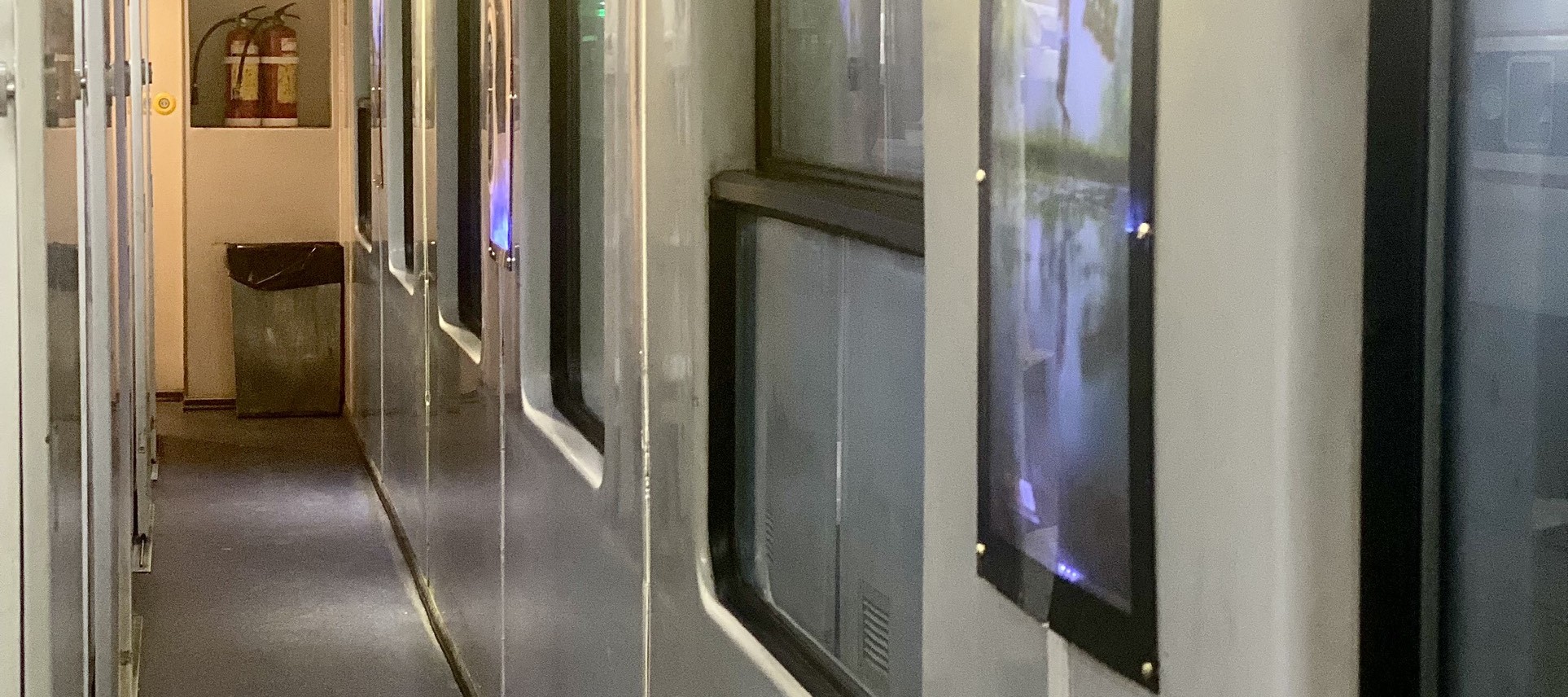 河內 - 榮市臥鋪列車（New Livitrans Express）
