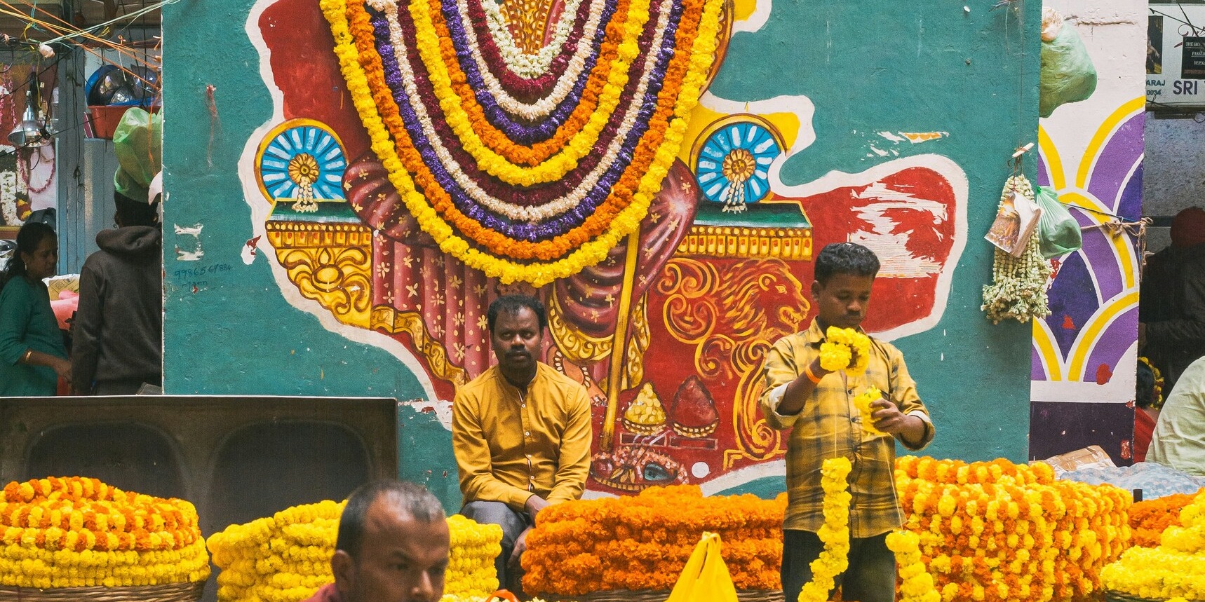 Bangalore : Evening Food Street Walk and Market Visit