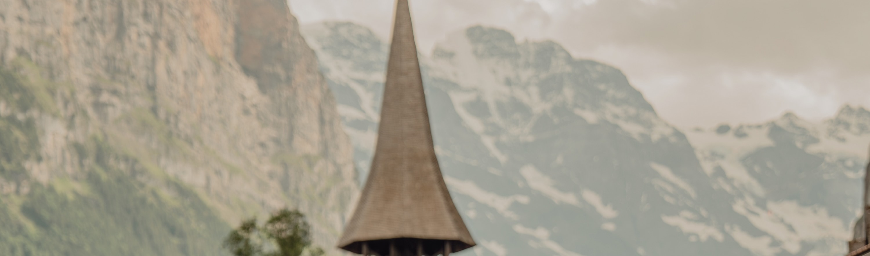 Lauterbrunnen & Wengen: Photoshoot Tour at the best spots