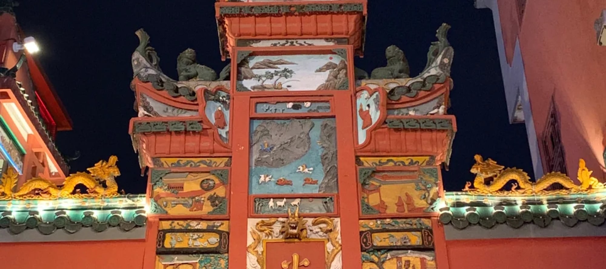網紅湖南長沙+紅色韶山精緻小團2日遊（嶽麓書院+火宮殿+湖南博物館+橘子洲+嶽麓山+毛澤東廣場+南岸私塾+贈送茶顏悅色+長沙往返）