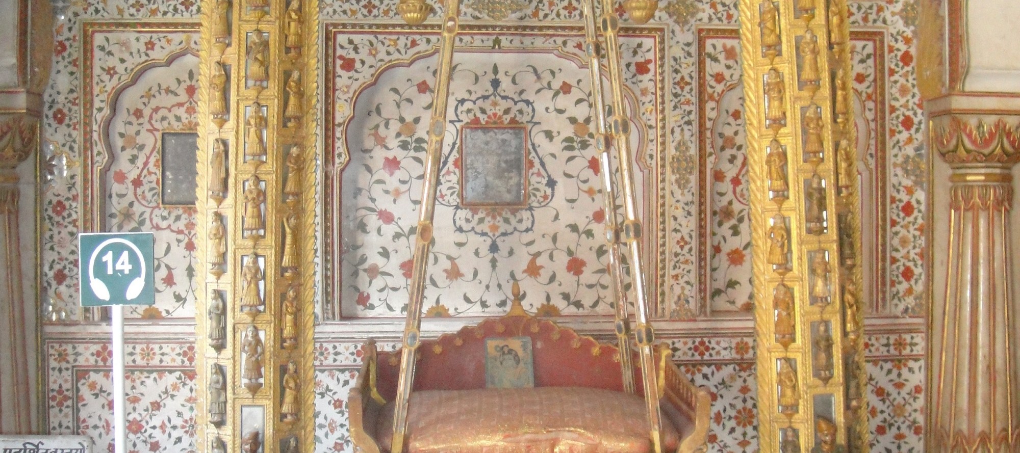 Visit Junagarh Fort and Rat Temple from Jaipur with Bikaner Drop