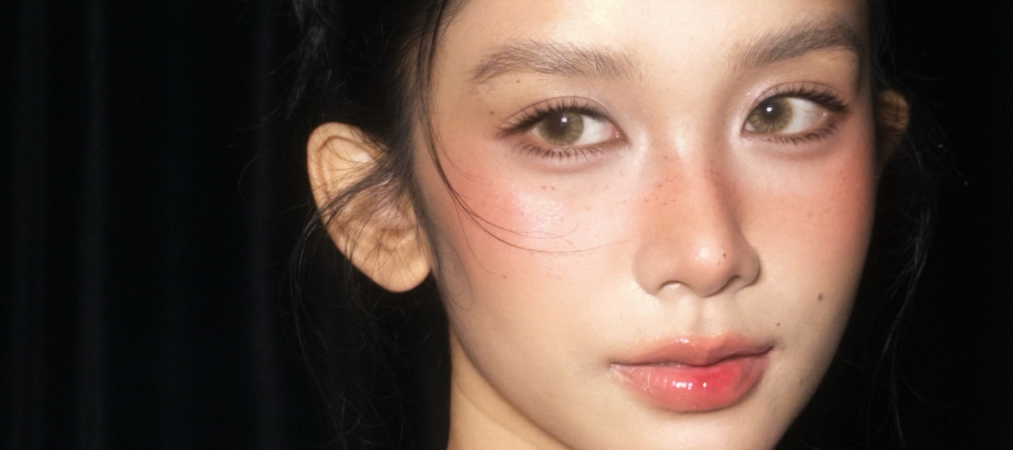 HAEU Beauty Salon: Makeup & Personal Color Analysis Experience - Thumbnail 12