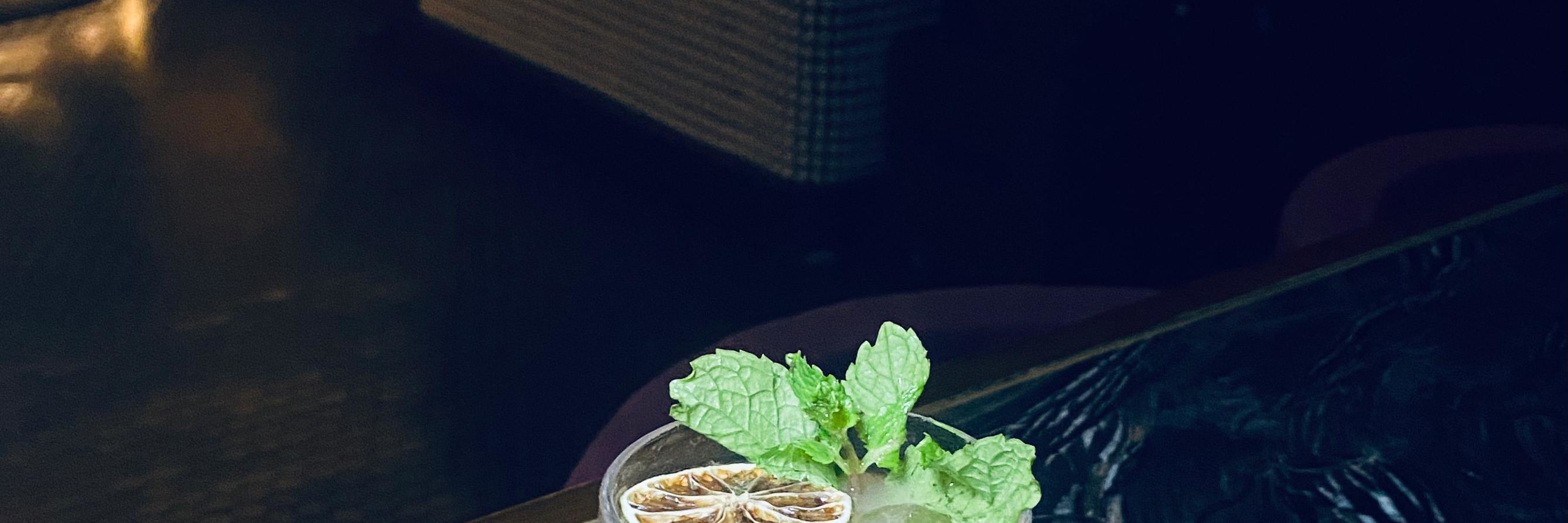 巴厘島阿雅娜水療度假酒店 (AYANA Resort Bali) 的 Rock Bar 之後