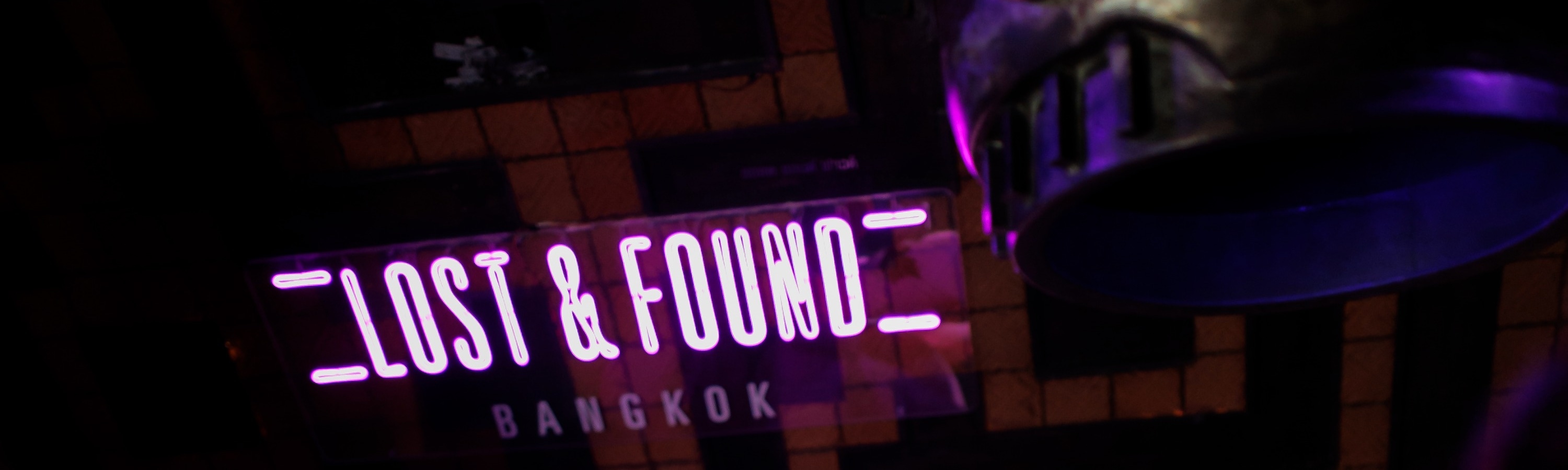 曼谷阿瓦尼Lost & Found & 河畔酒店（雞尾酒 & 現場音樂）