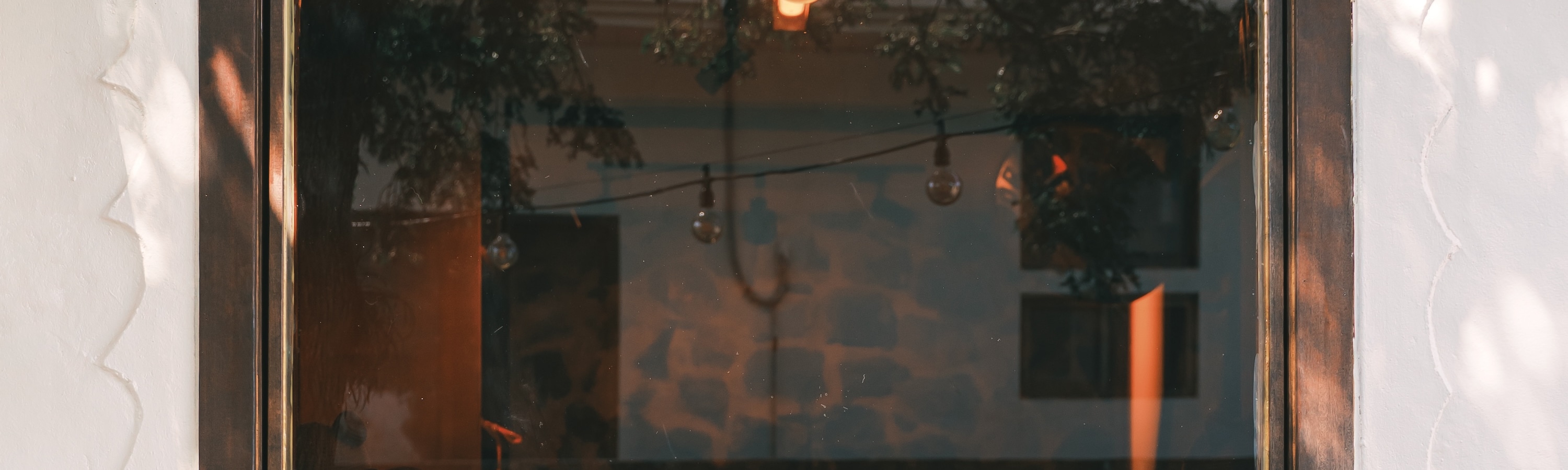 Sorang舒適窗景背景 Sorang舒適窗景背景