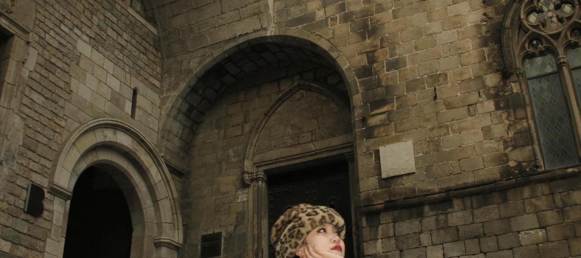 Barcelona Gothic Quarter Photo Walk: Hidden Gems & History in 2 Hour